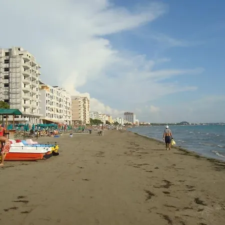 Rezidenca Hasanaj 18 아파트 Durrës