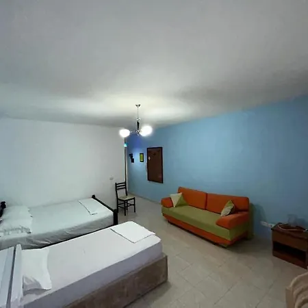 Rezidenca Hasanaj 18 *